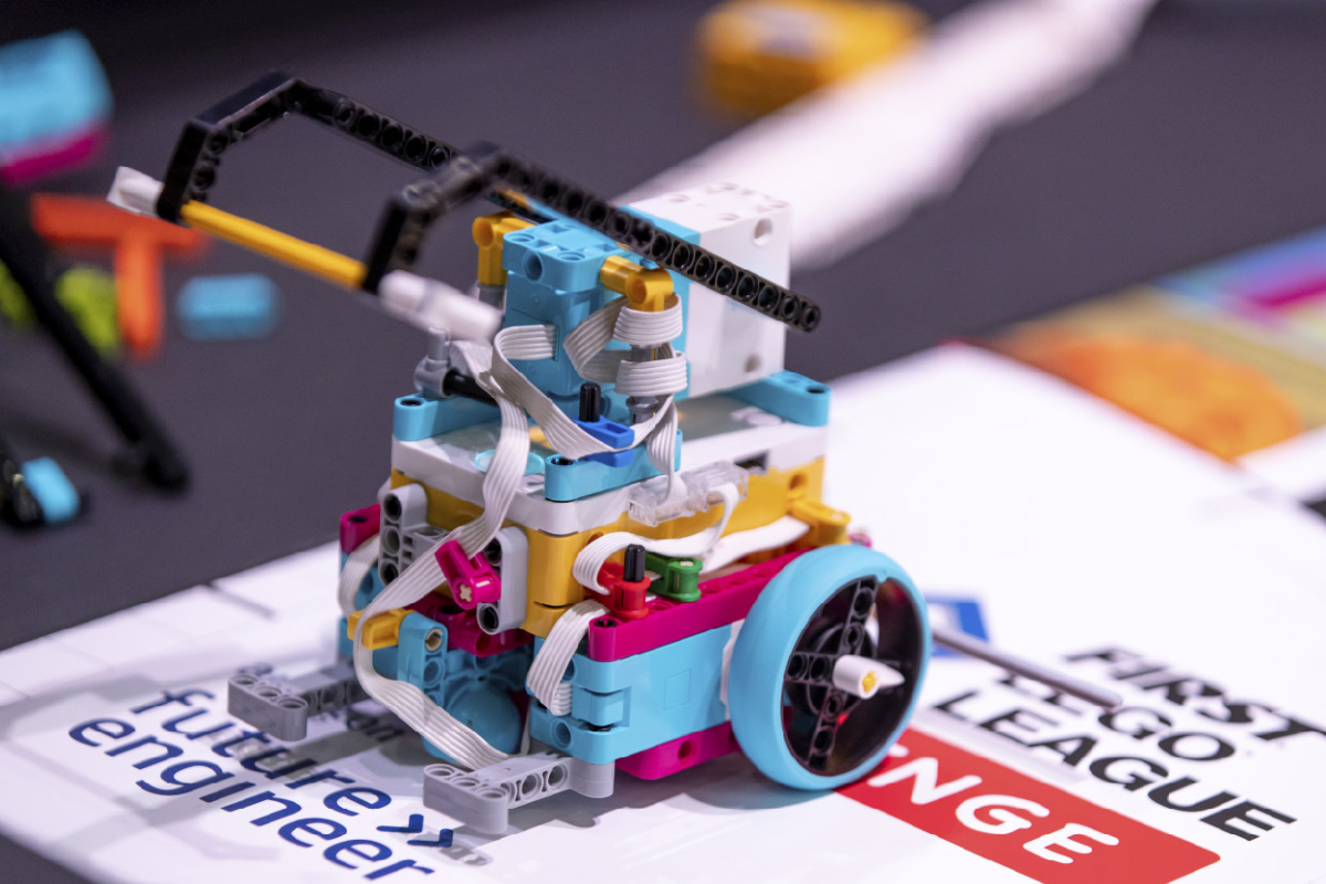 khoa-hoc-trai-nghiem-robotics-cho-tre-em-1