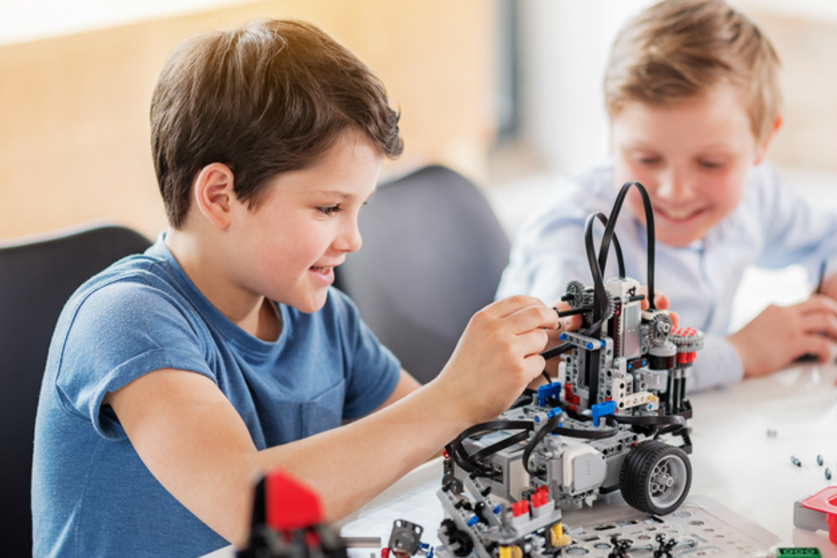 lap-trinh-robotics-cho-tre-em