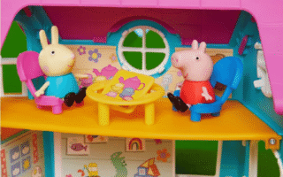 phat-trien-ky-nang-giao-tiep-qua-tro-choi-peppa