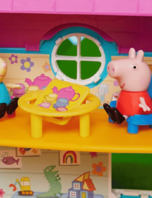 phat-trien-ky-nang-giao-tiep-qua-tro-choi-peppa